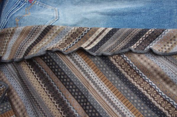 Invero Dreiecktuch Tiziana beige, Farben , Struktur, Muster zu Jeans